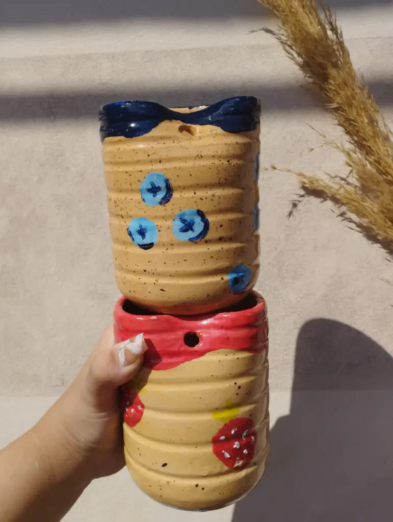 Blueberry / Raspberry ice coffee mug with straw 